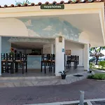 Beachfront 2Br Condo W/ Pool - Blue Flag Beach