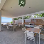 2Br Condo With Private Blacony - Oceean View