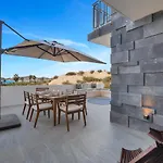 Arch Views Infinity Pool Cozy Close To Beaches
