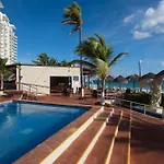 Club Regina Cancun