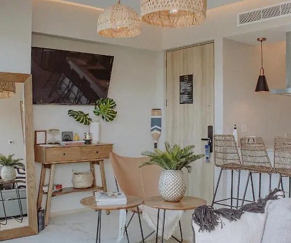 Maritima Golf New Apartment Private Beach Access