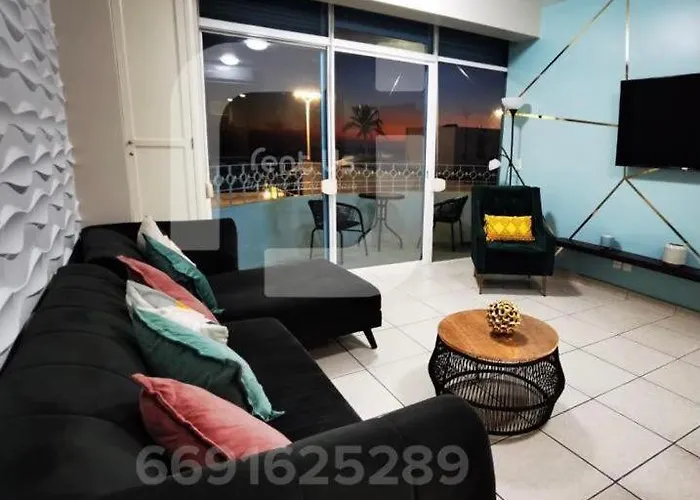 Condominio Miramar, Mazatlan En Malecon Frente A La Playa