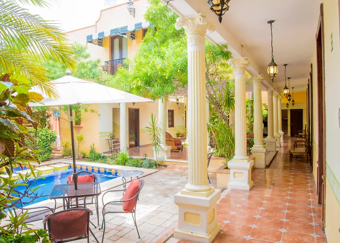 Casa De Las Columnas