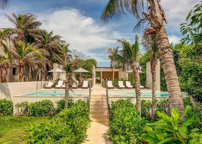 Santamar By Tao Beach Condos With Pool & Walk To Ocean