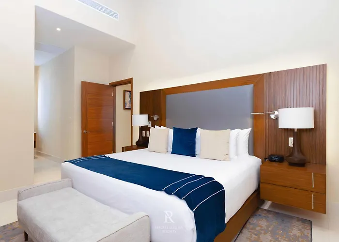Three Bedroom Suite Ocean View- Villa La Valencia