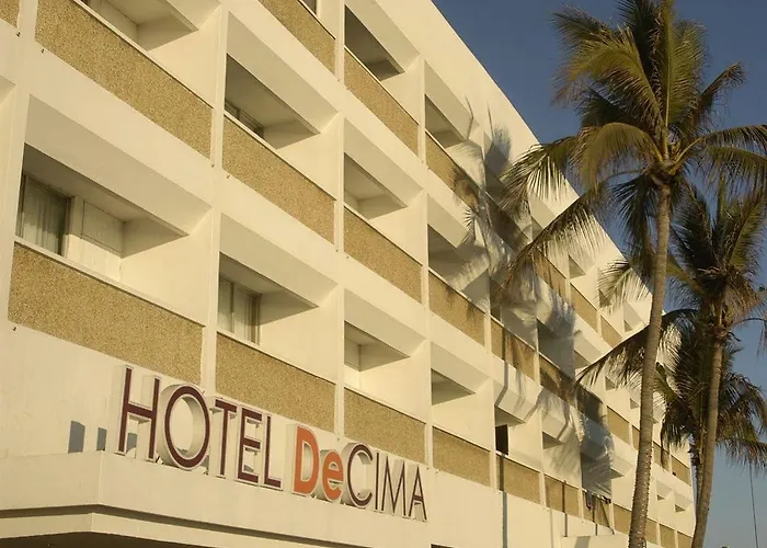 Hotel De Cima