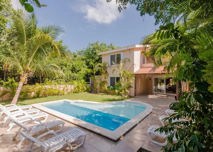 Villas Picalu Studios & Suites
