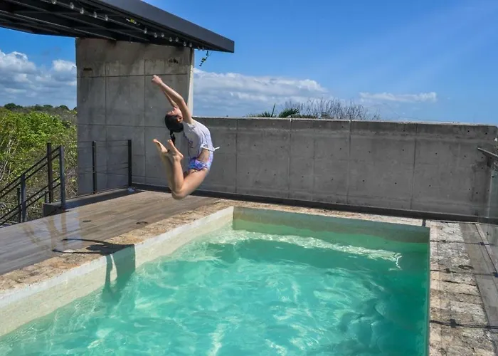 Vacation Full House With Private Pool, 3 Bedroom