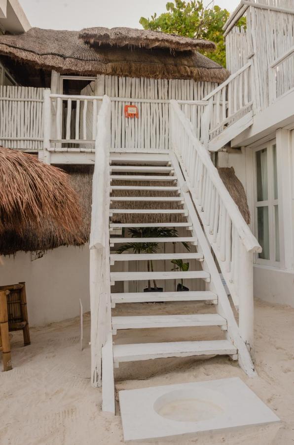 Hotel Shambala Petit