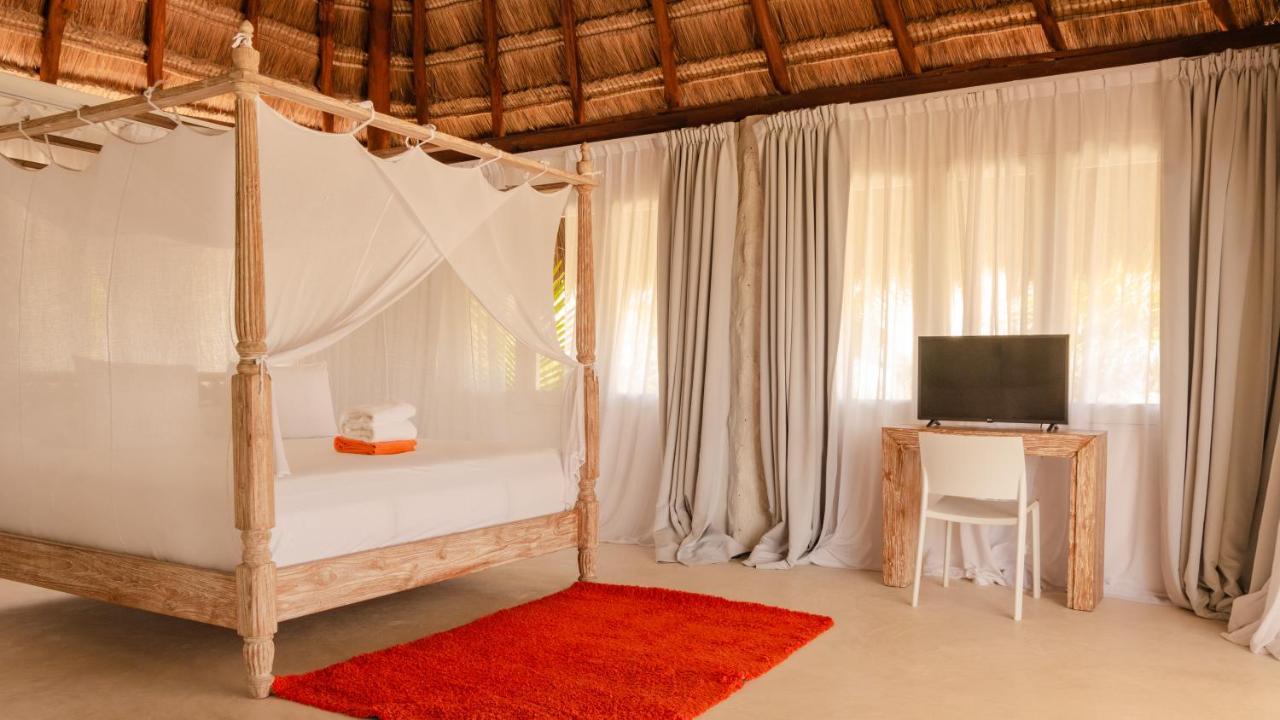 Hotel Shambala Petit Tulum