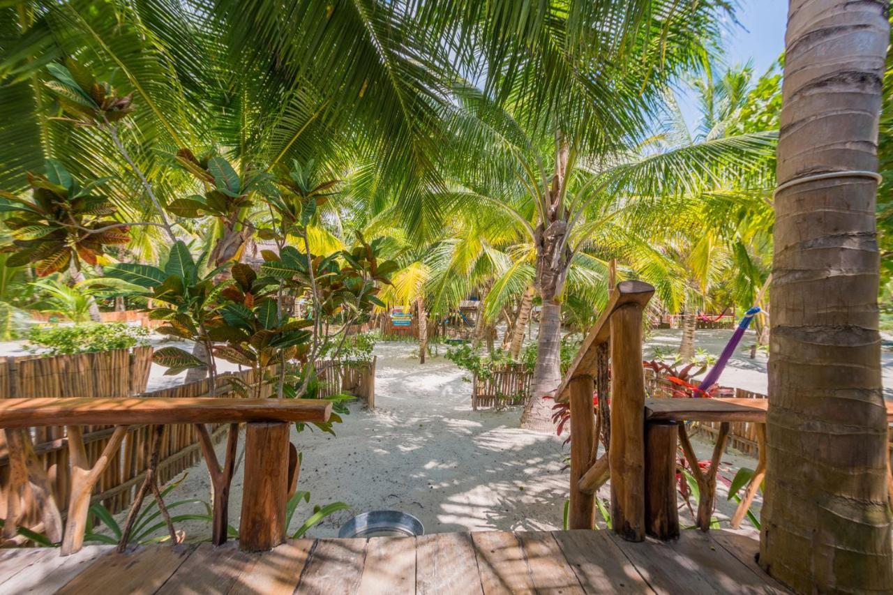 Pescadores By Ahau Collection 4*
