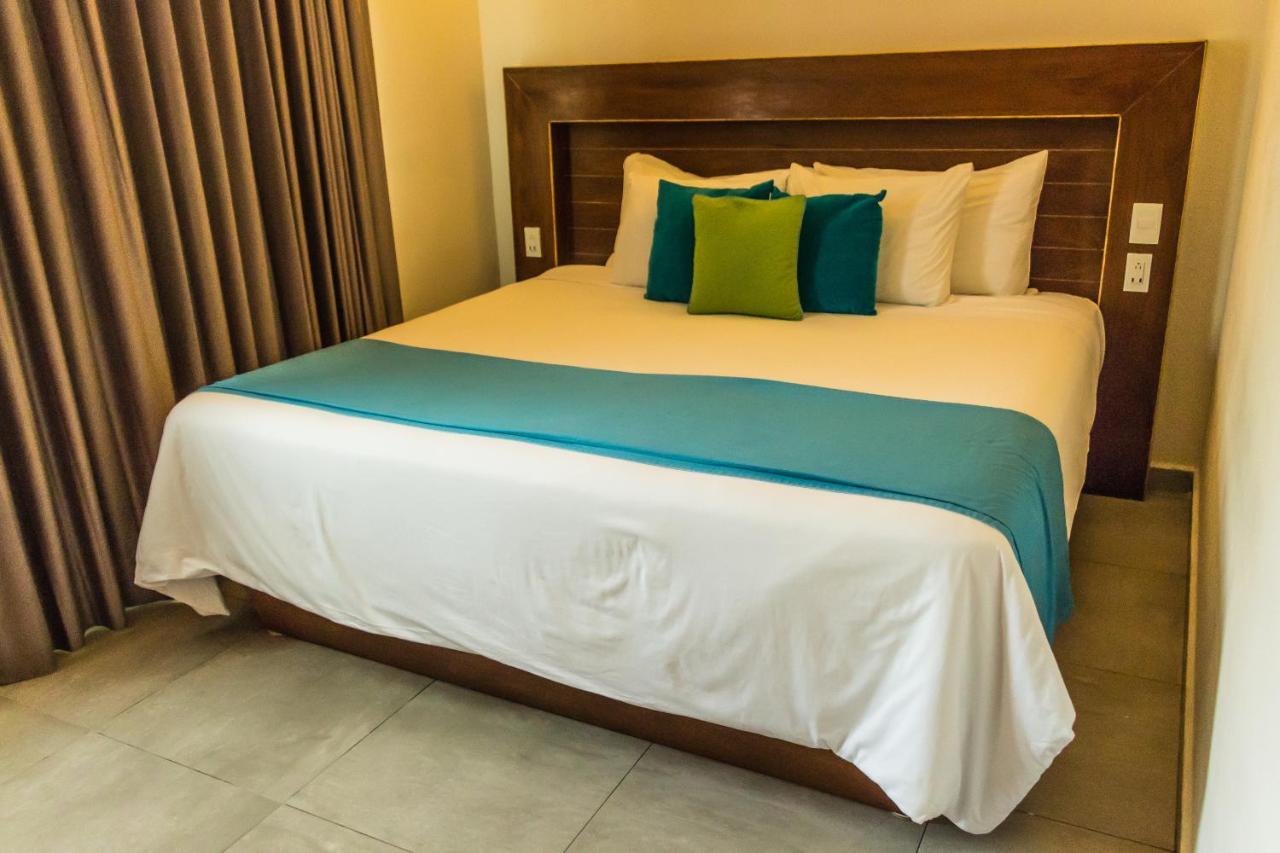 Aquastar & Hotel 4*