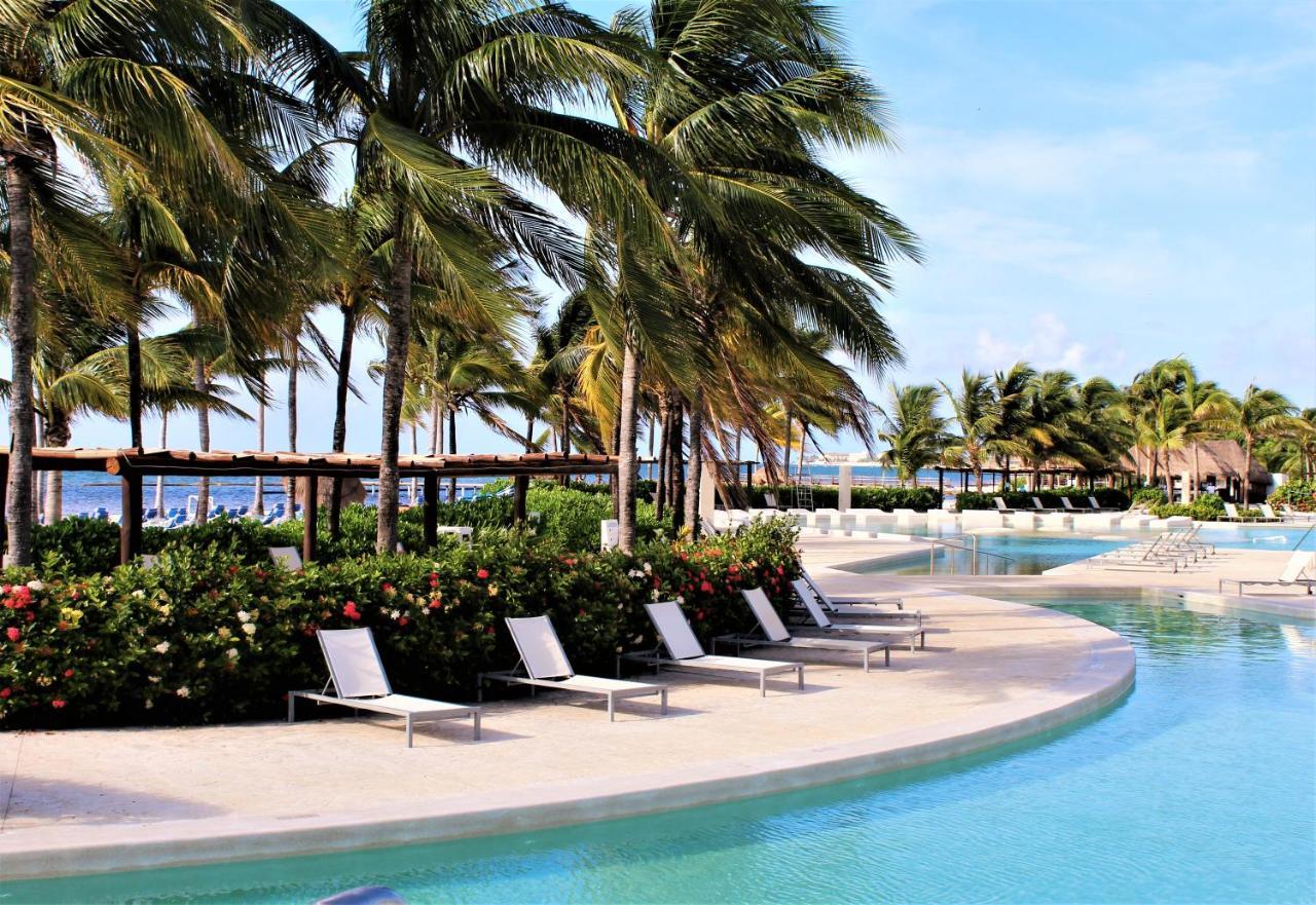 Bluebay Grand Esmeralda Resort El Marlyn Azul