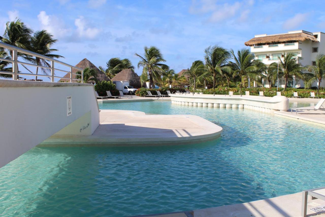 Resort Bluebay Grand Esmeralda