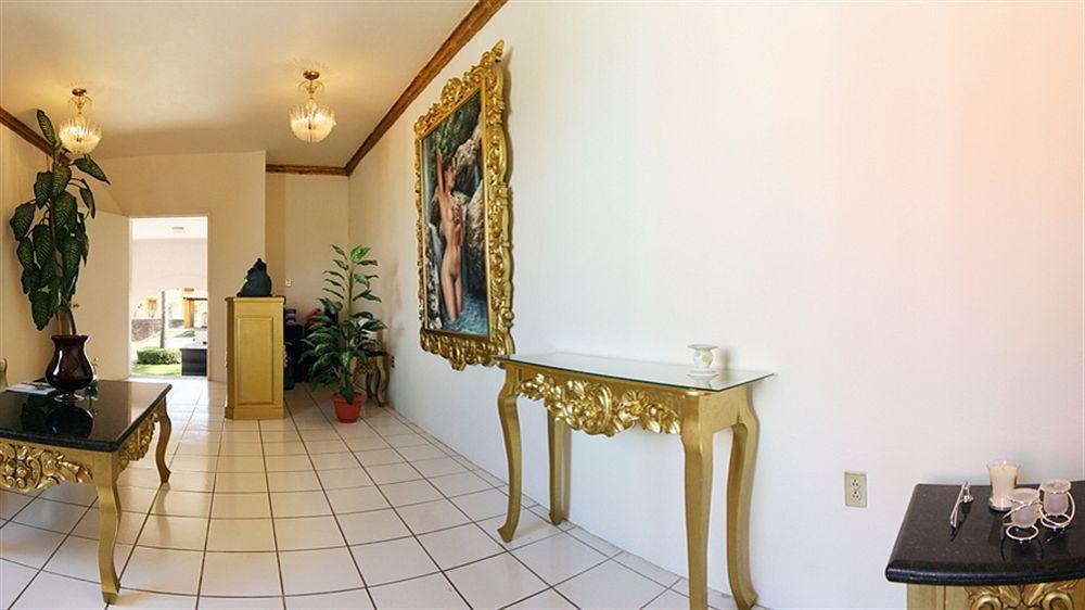 Hotel Mision Grand 4*