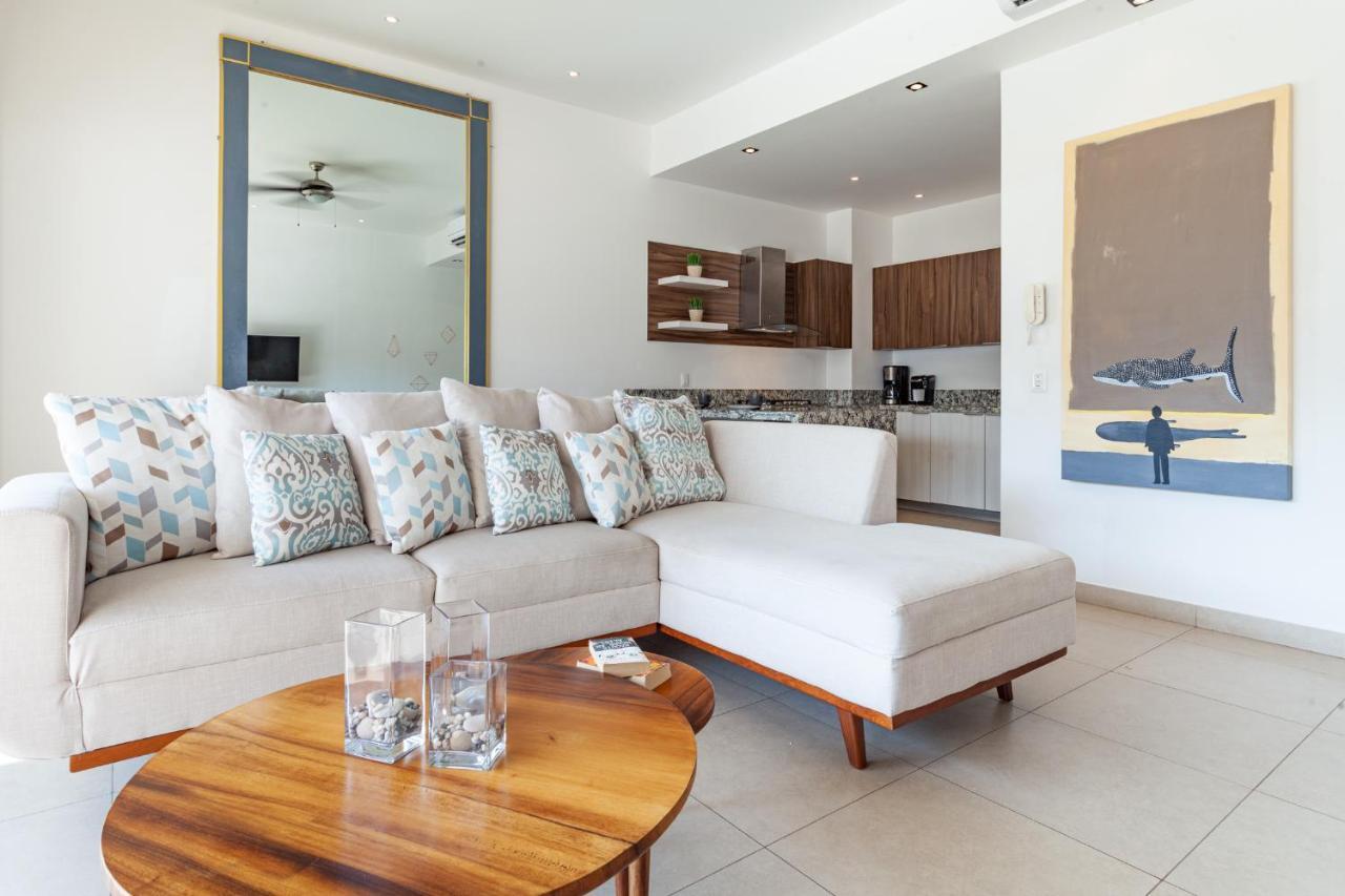 Apartment Zenith 601, Zona Romantica, 2 Balconies With Incredible Views, Rooftop Pool