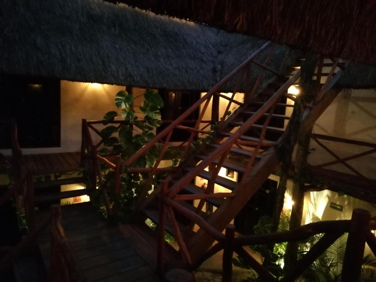 Kin Ha Hotel 3*