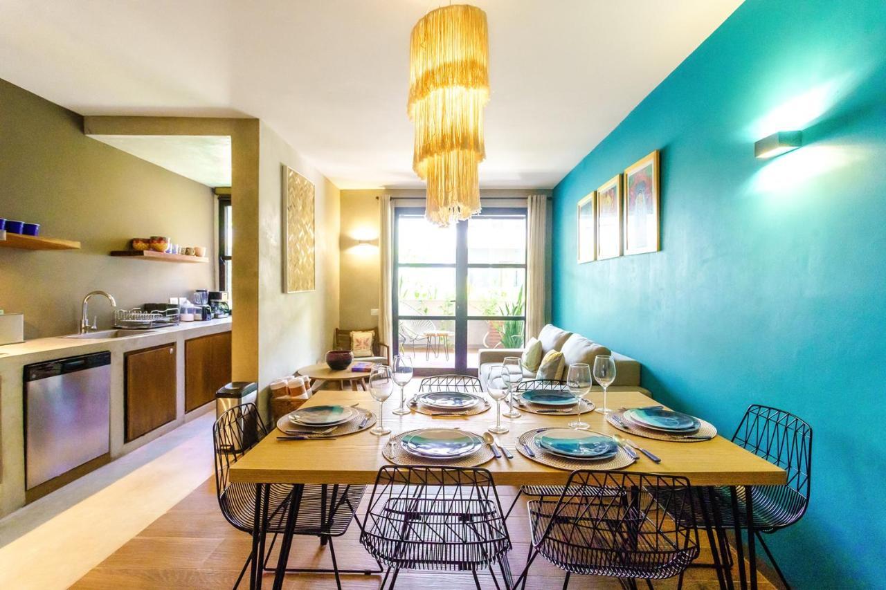 Chic In The Heart Of By Stella Apartment