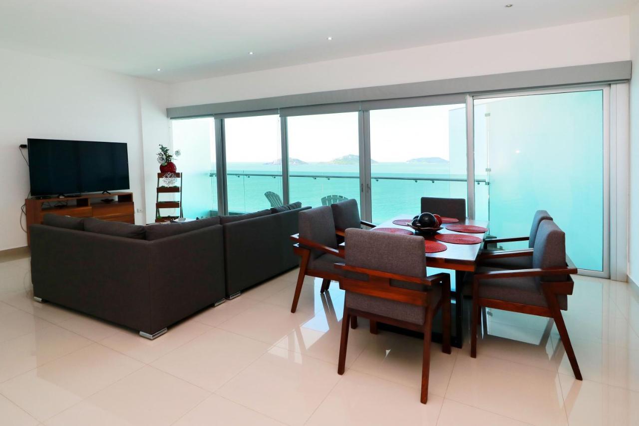 Torre Eme 1125 Apartment *