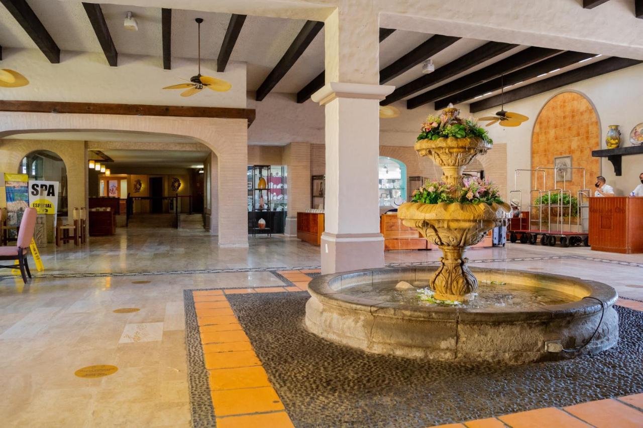 Hotel Costa De Oro