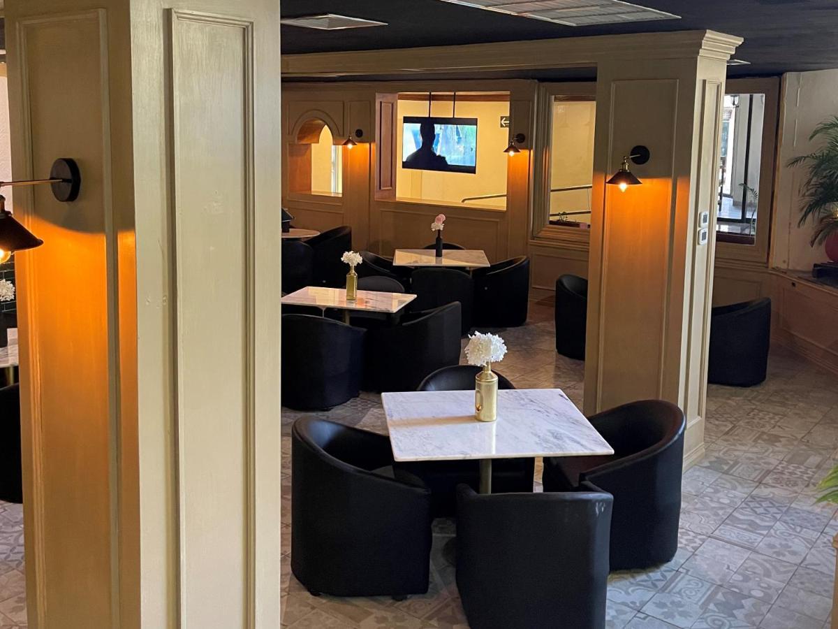 Aluxes Hotel