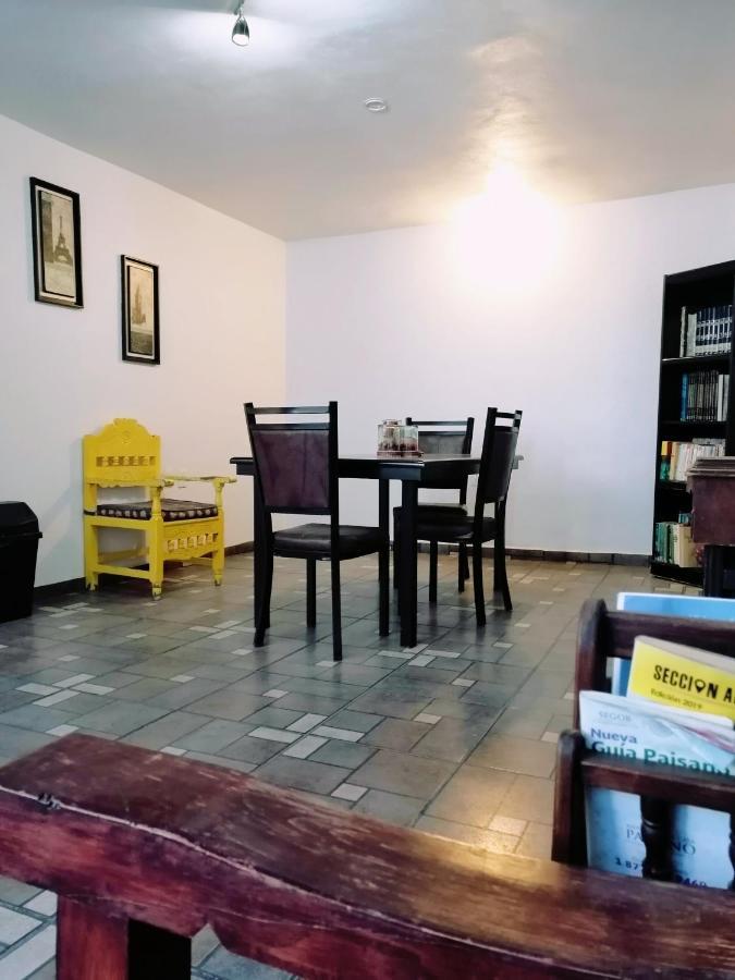 Maple Hostel *