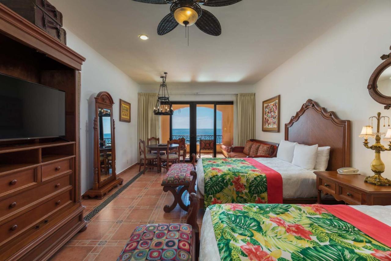 Hacienda Encantada & Cabo San Lucas