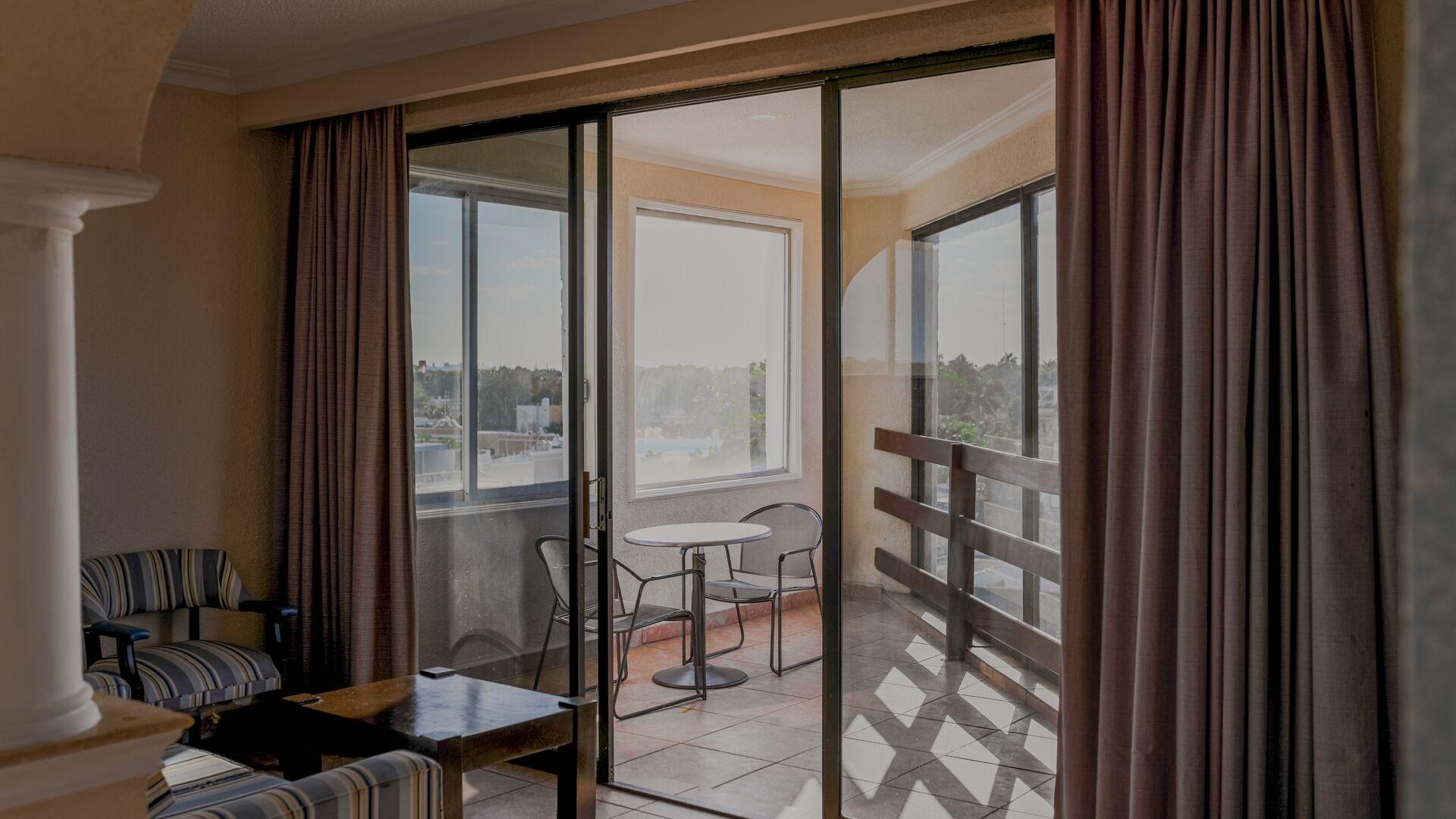 Hotel Aluxes 4*