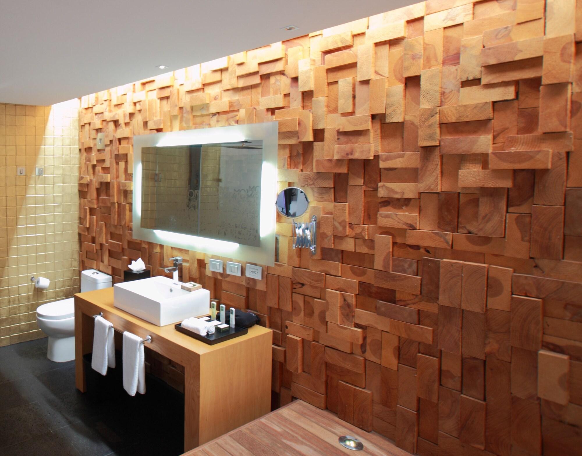 Boutique Mo17 Hotel 4*