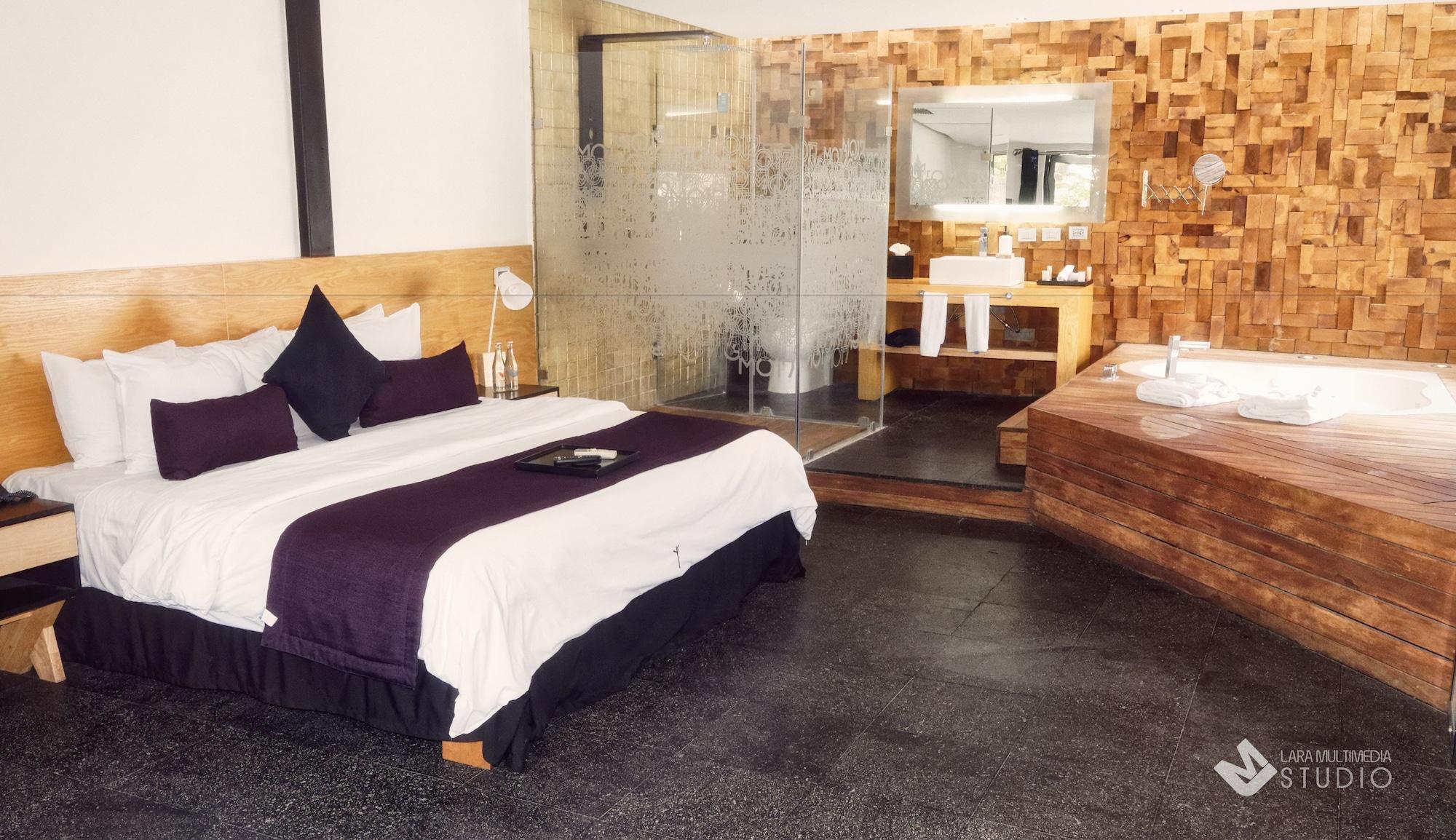 Boutique Mo17 Hotel