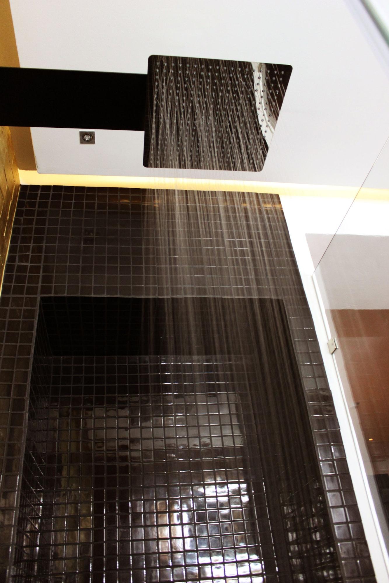 Boutique Mo17 Hotel 4*