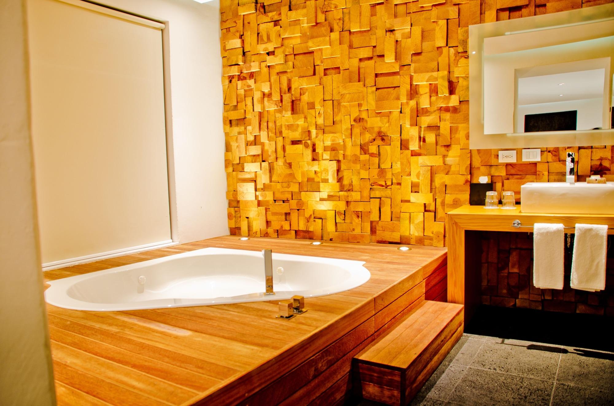 Hotel Boutique Mo17 4*