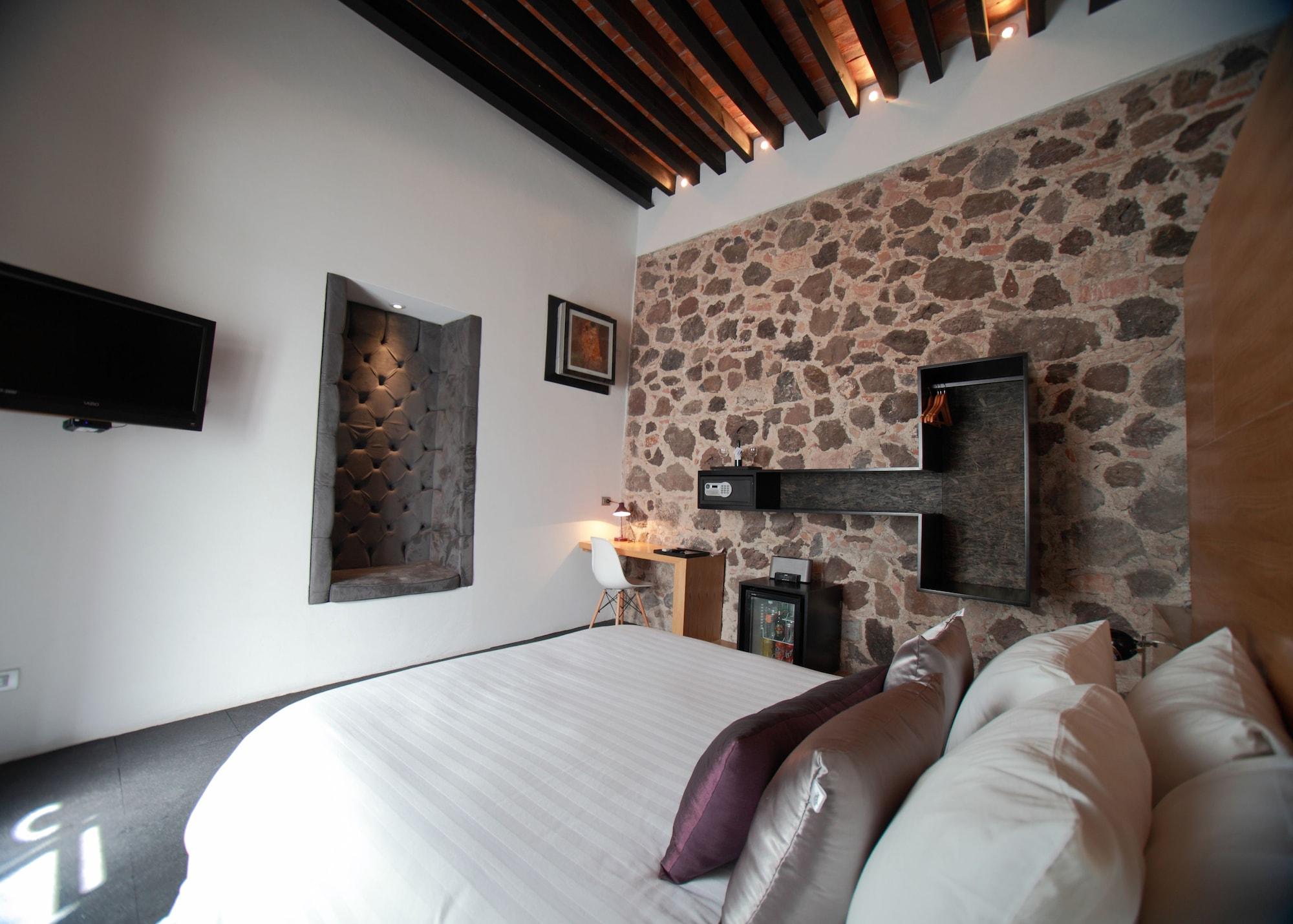 Hotel Boutique Mo17 4*