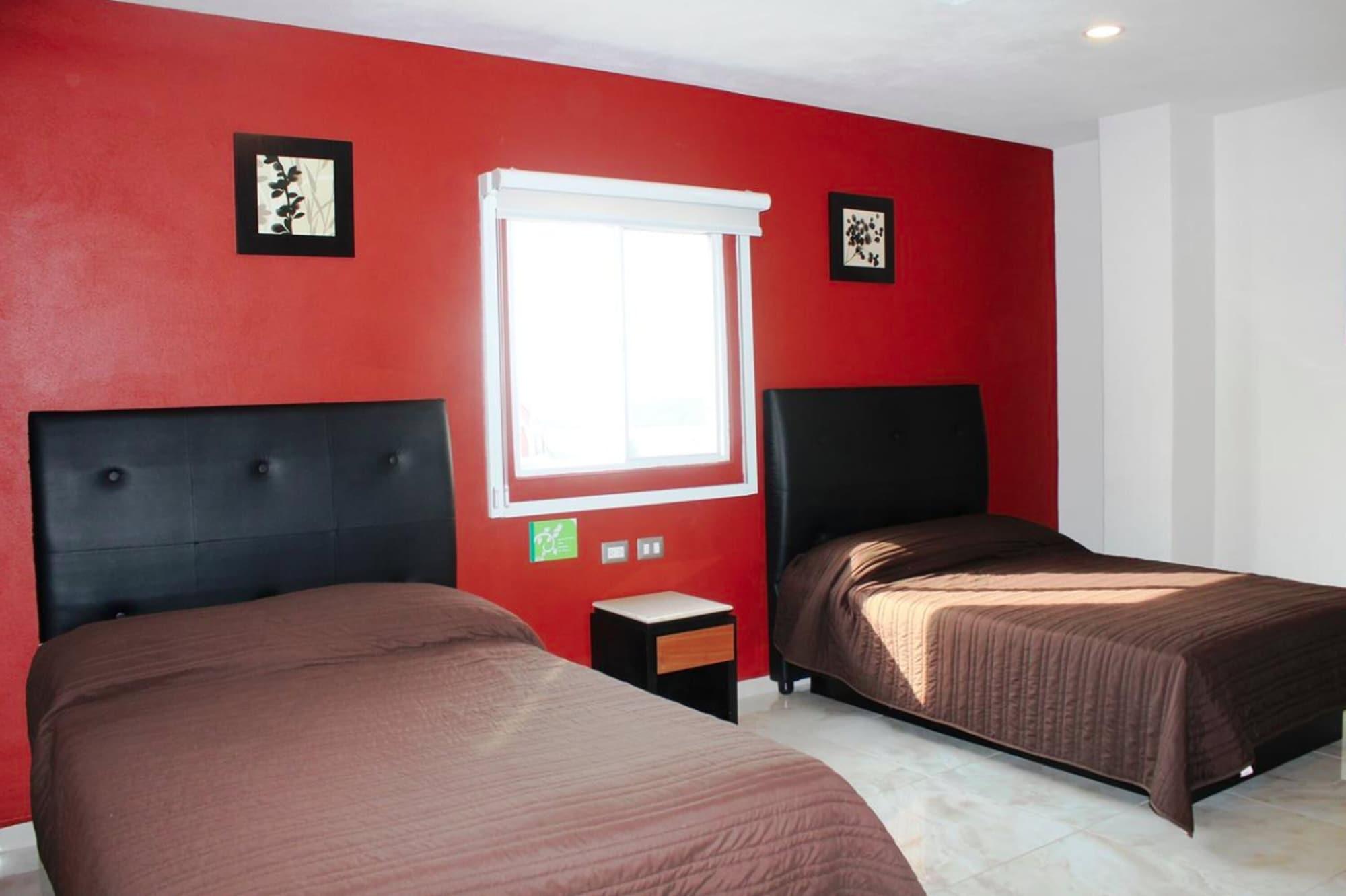 Hotel Leones 4* Puebla