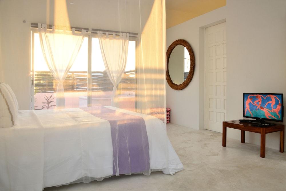 Hotel Geminis Boutique Condohotel