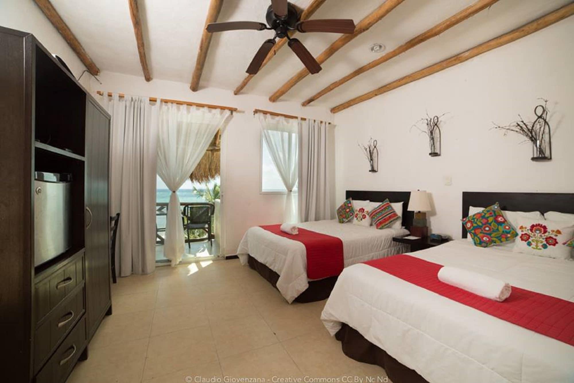Hotel Arenas Mahahual