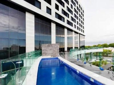 Hilton Garden Hotel 3*