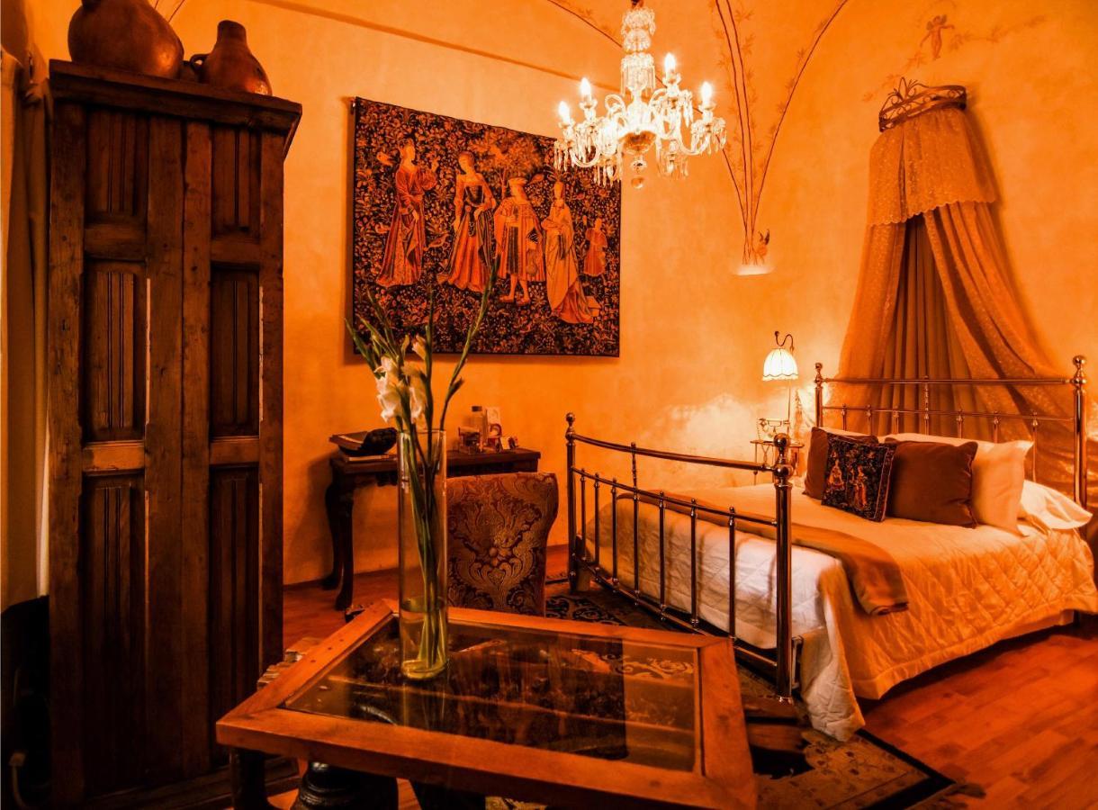 Hotel El Sueno &