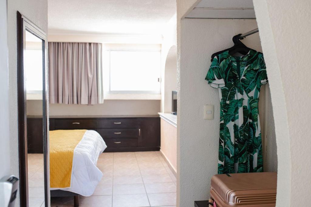 Aluxes Hotel 4*