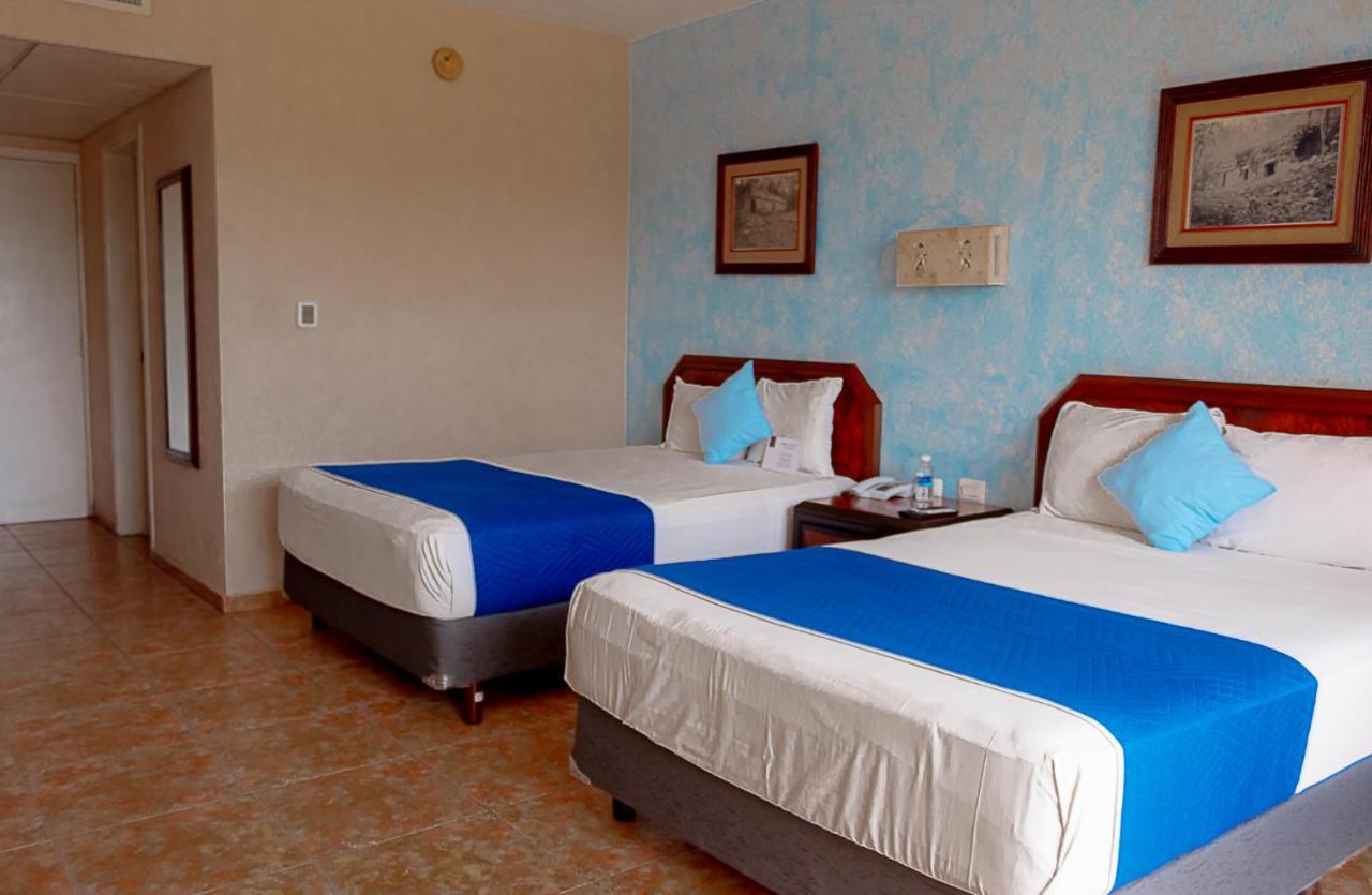 Hotel Aluxes Merida