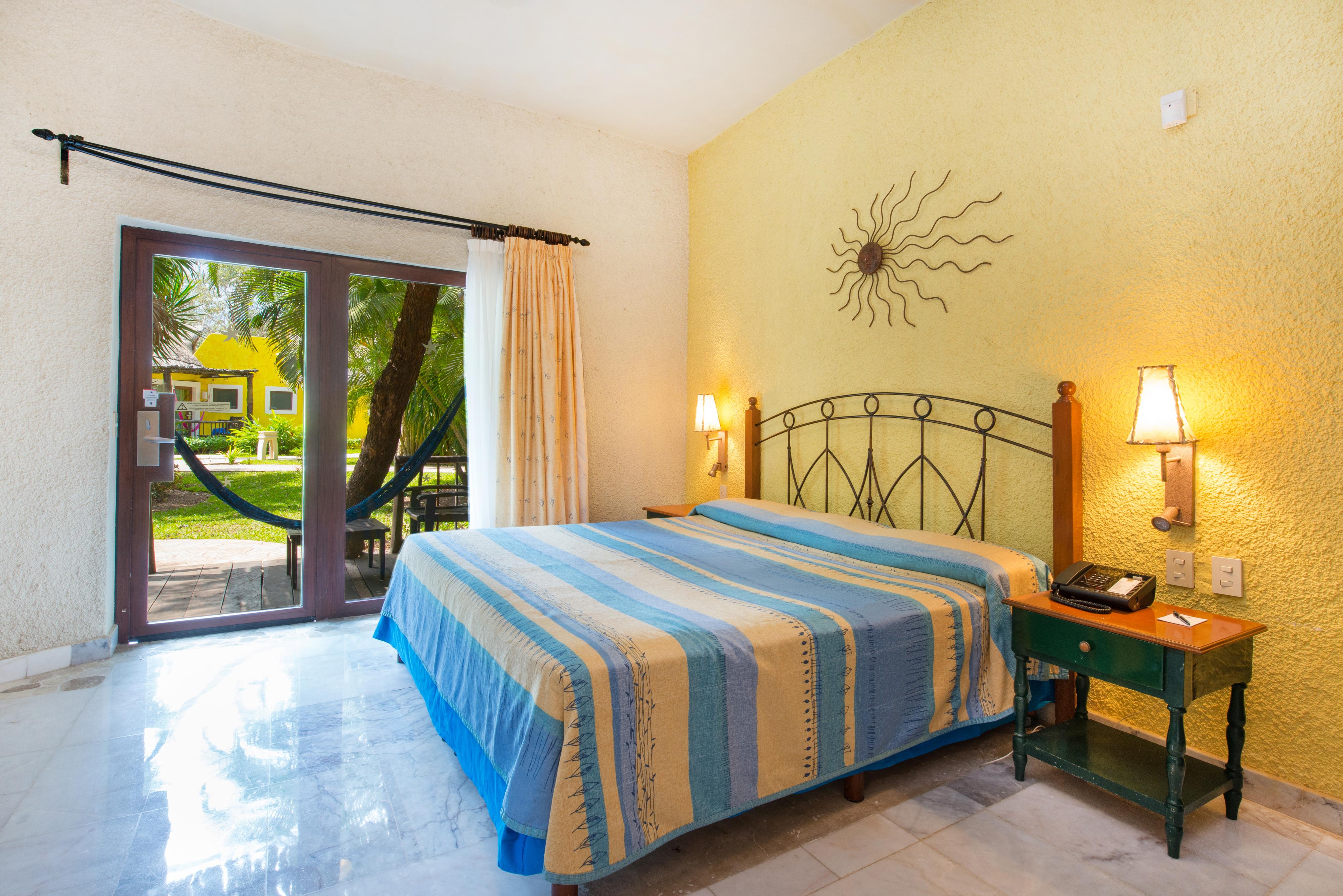 Iberostar Waves