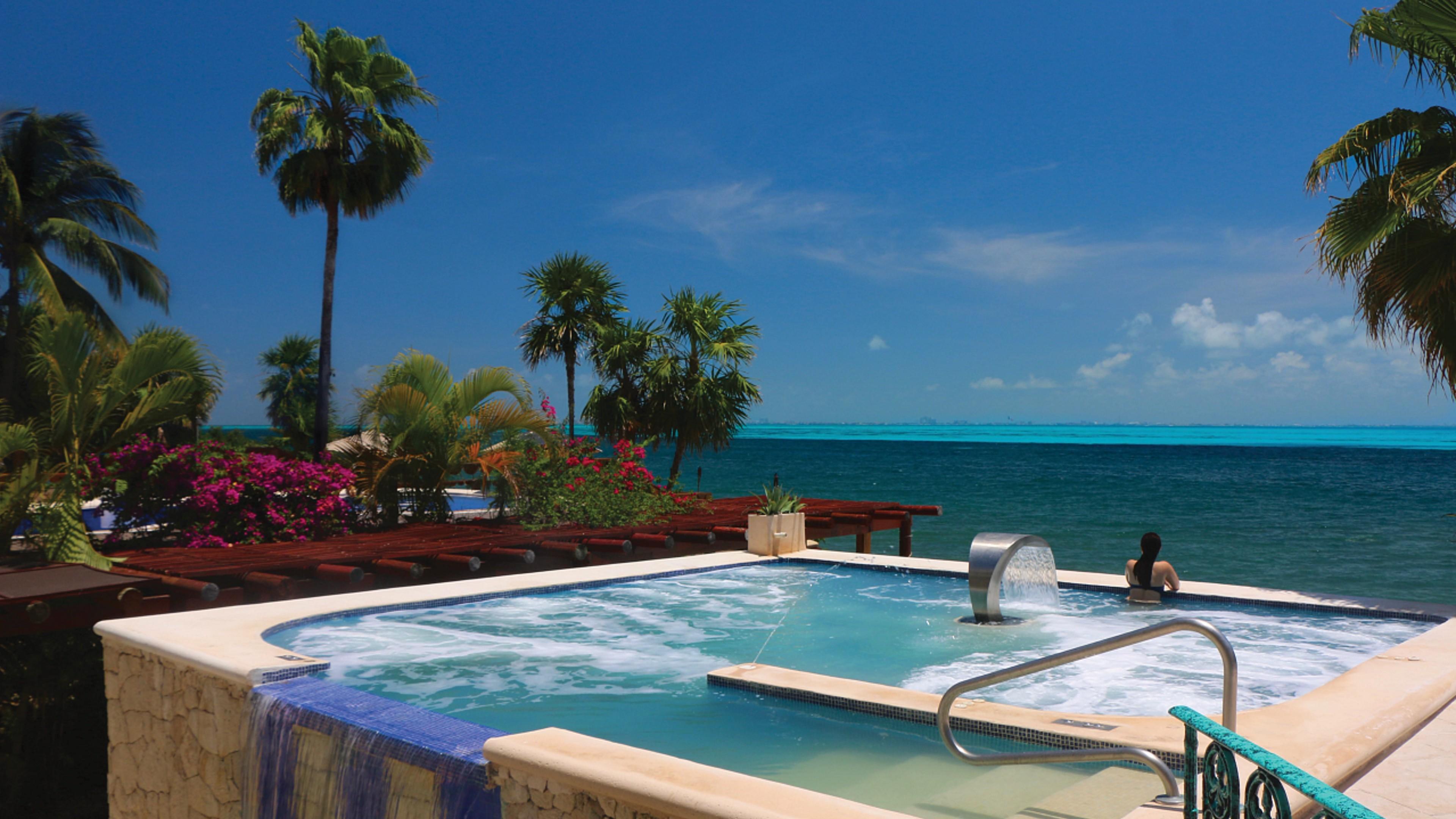 Zoetry Rolandi Cancun Resort