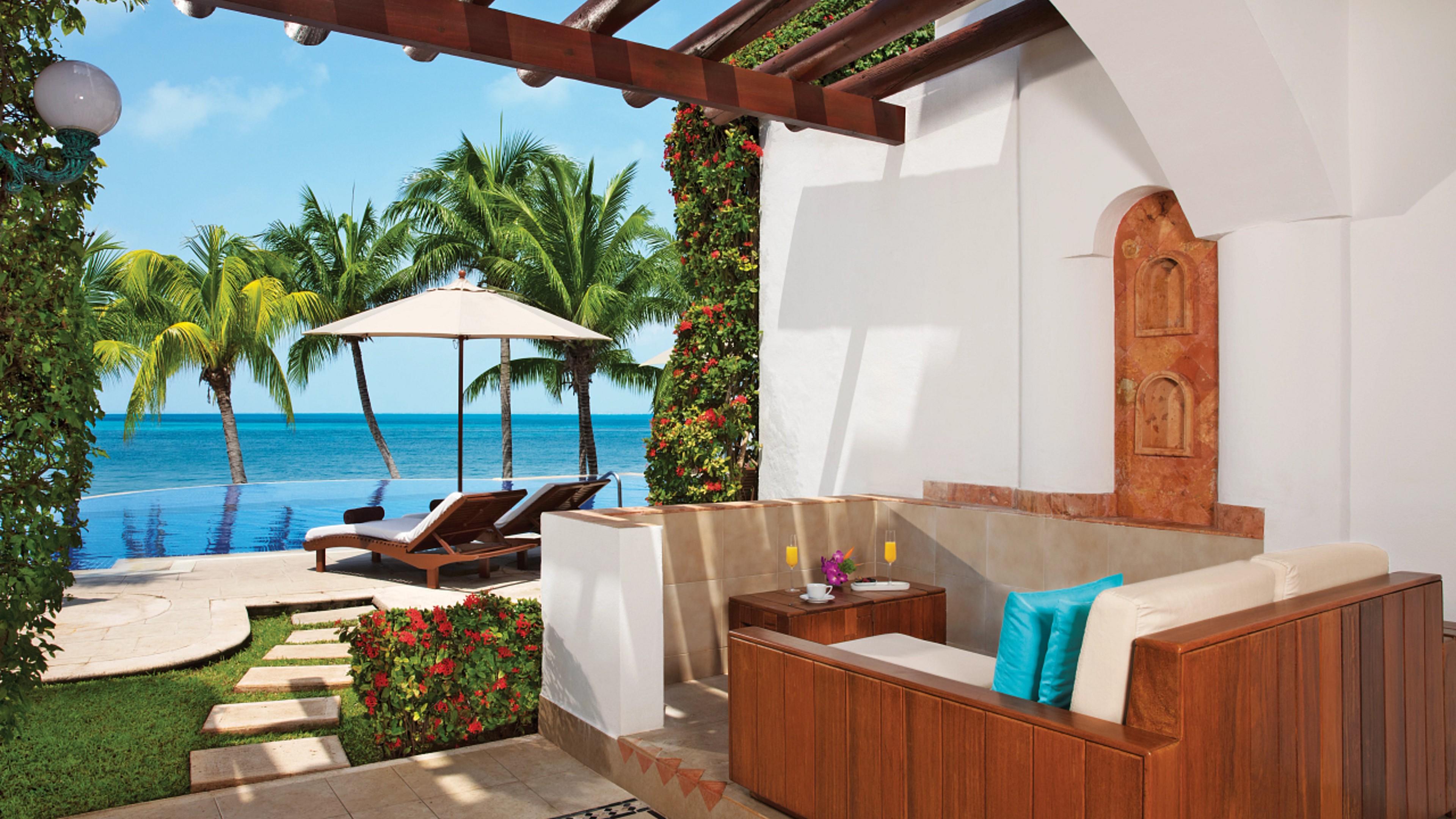 Zoetry Rolandi Cancun