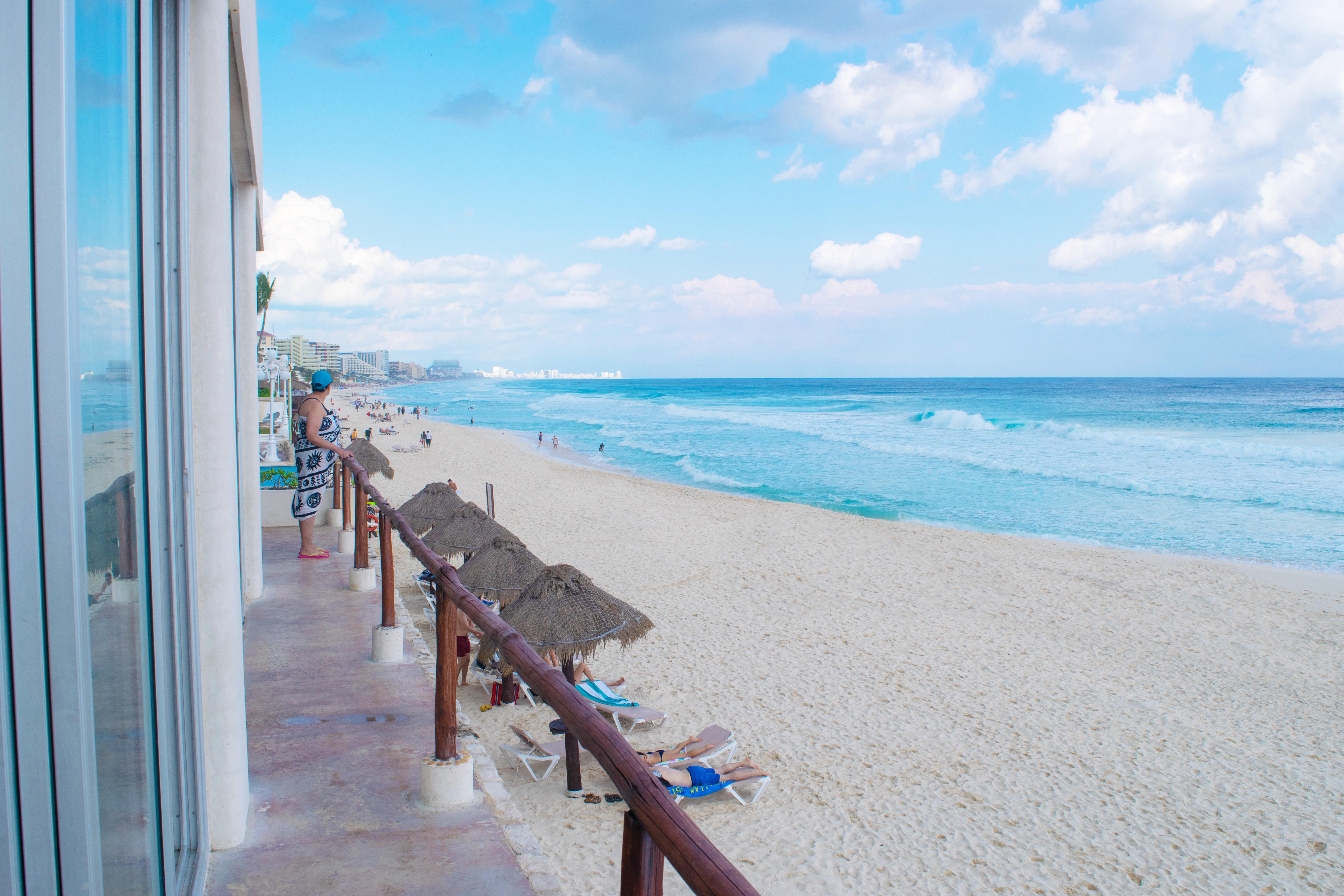 Bsea Plaza Cancun