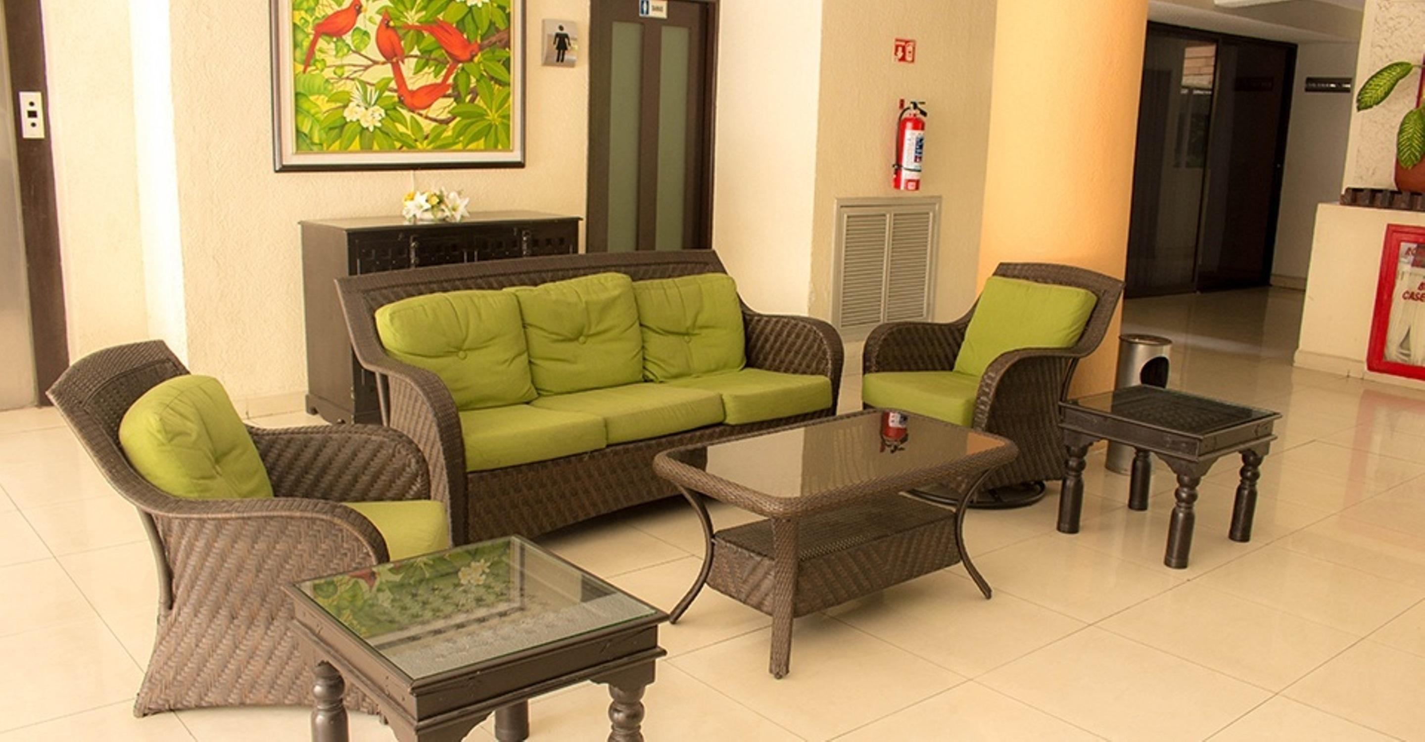 Aluxes Hotel
