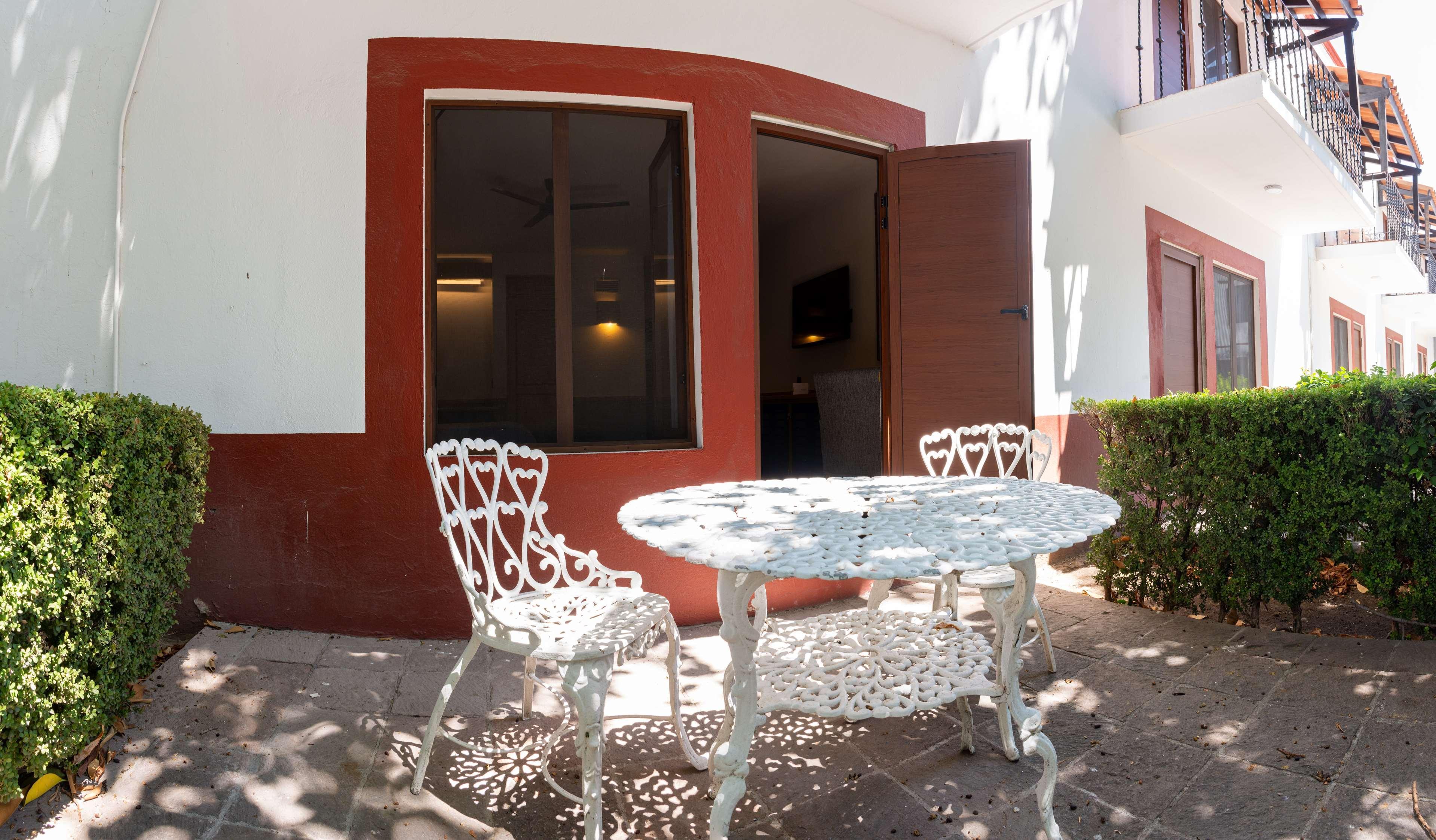 Hacienda Jurica By Brisas