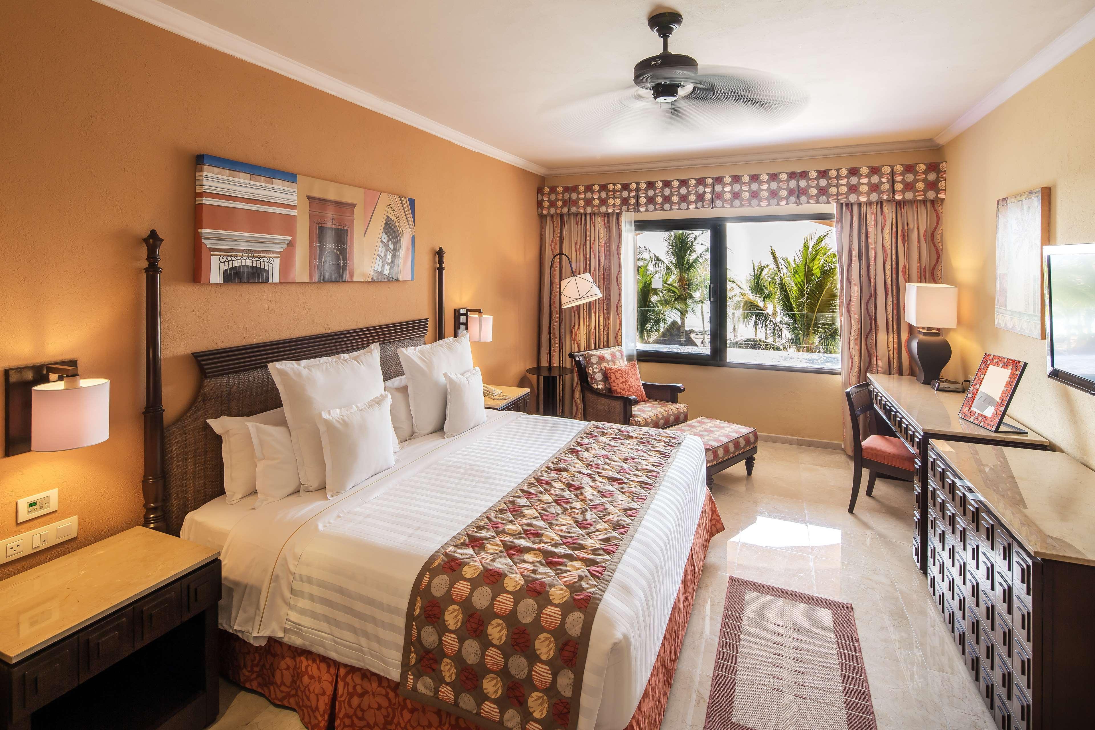 Resort Barcelo Maya Palace