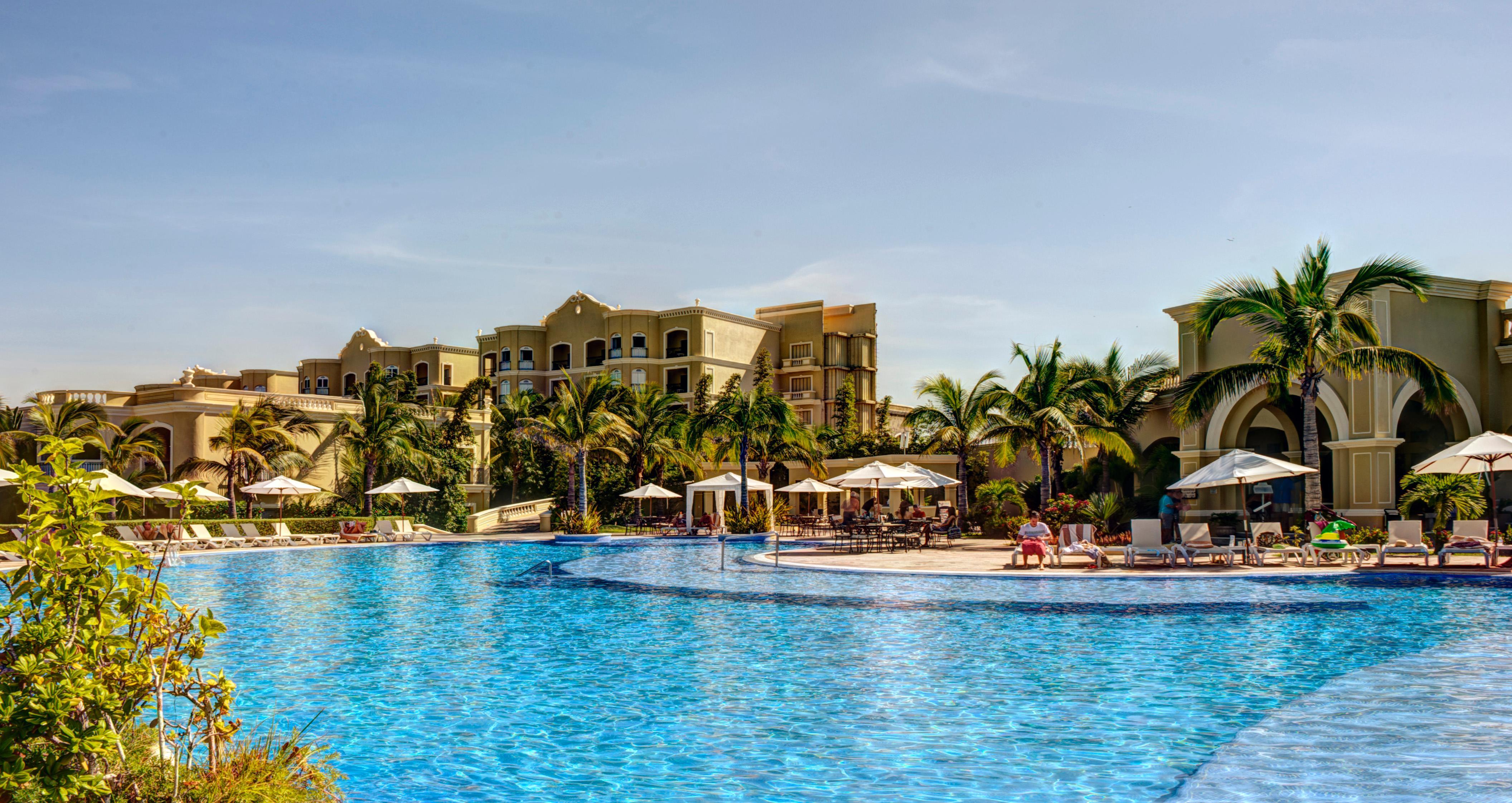 Resort Pueblo Bonito Emerald Bay &