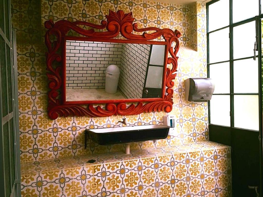 Leonora Hostel Puebla