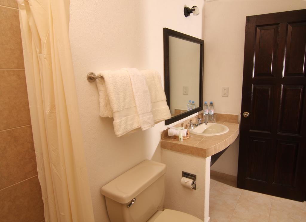 Hotel Del Villar 3*